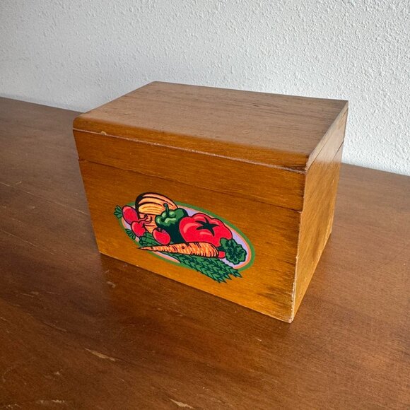 Vintage Wooden Recipe Index Box, Vegetable Theme Decor - Picture 2 of 8
